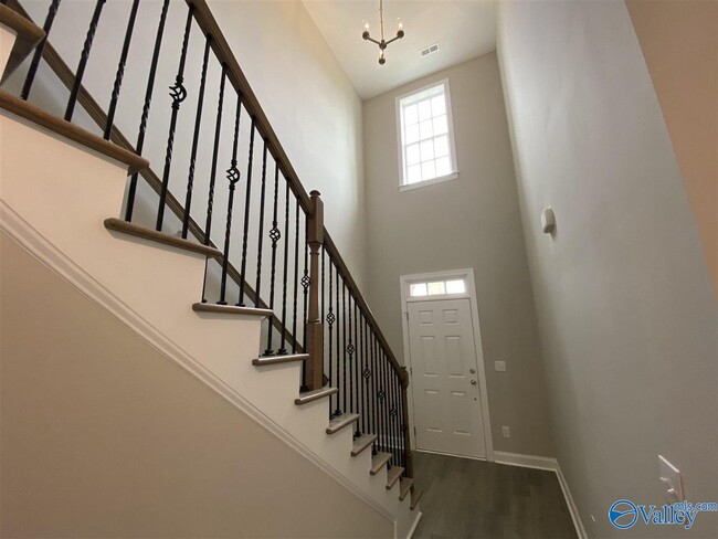 Building Photo - 113 Bienville St