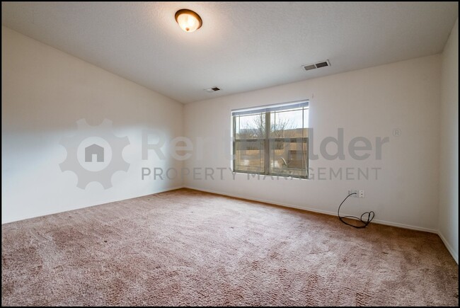 Building Photo - *** WOW PRICE REDUCTION JUST IN TIME FOR S...