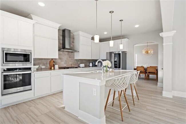 Building Photo - 2610 Sunset Vista Cir