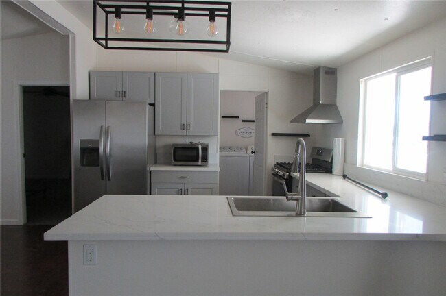 Building Photo - 7086 Harquahala Dr