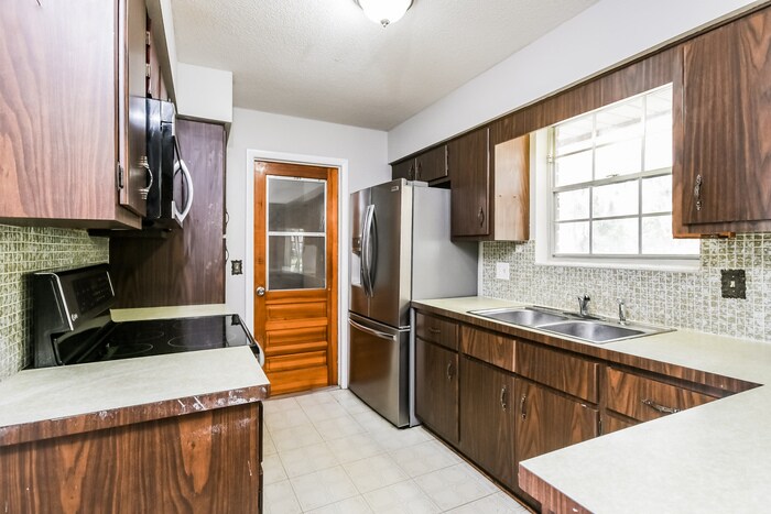 Building Photo - 34449 Black Bass Cir