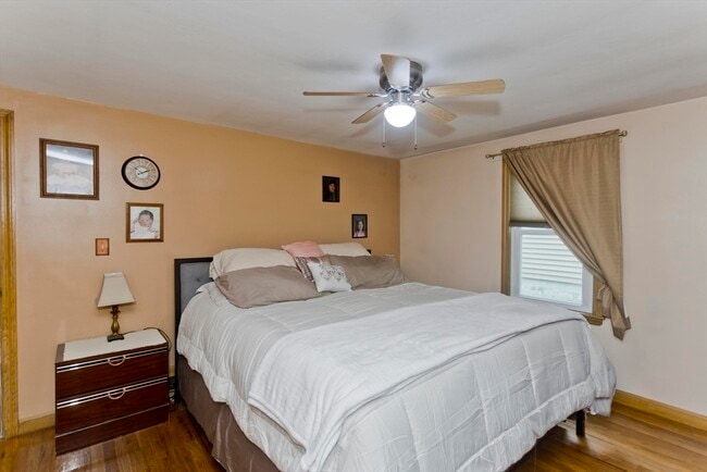 Building Photo - 83 Chalmers St