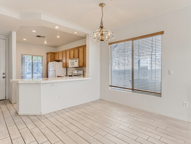 Building Photo - 8278 Annual Ridge St