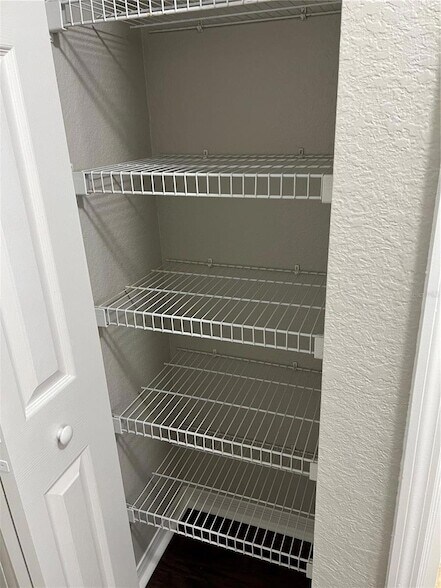 Building Photo - 839 Grand Regency Pointe