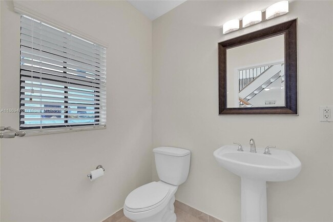 Building Photo - 4425 Hidden Harbour Terrace