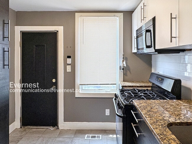 Building Photo - BALTIMORE SPECIAL! Get $200 OFF Your First Month on This 2 Bed / 2 Bath Townhome with Deck & W/D!