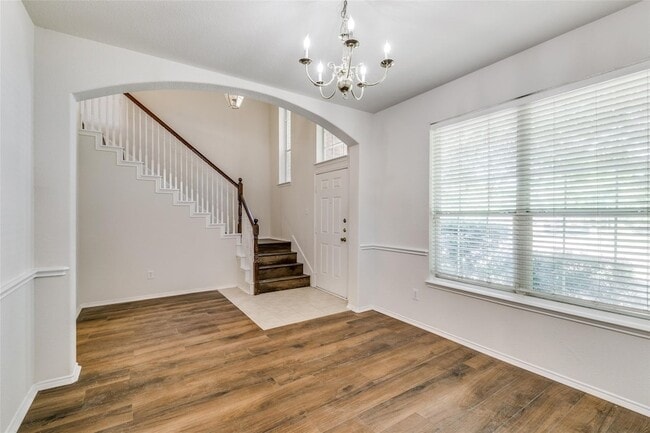 Building Photo - 9121 Portage Ln