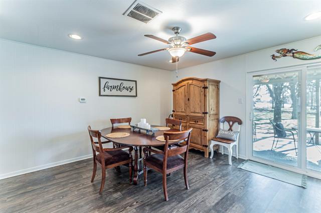 Building Photo - 708 N Stewart St