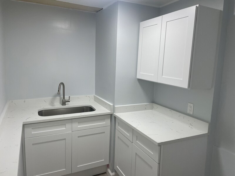 Building Photo - 917 56th Ave N