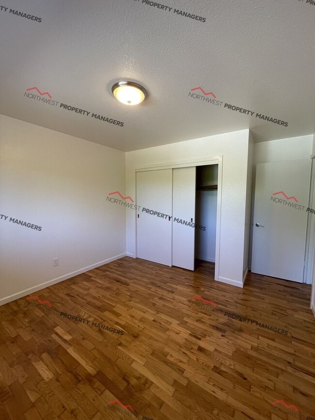 Building Photo - STATUS:  AVAILABLE | R136B | $2195.00