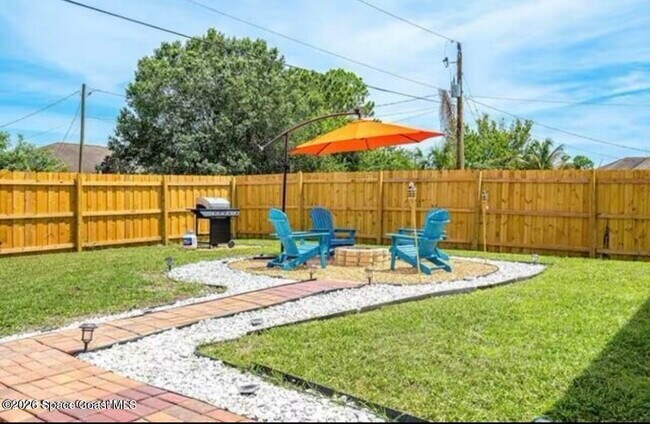 Building Photo - 463 Eldron Blvd NE