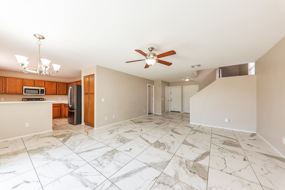 Building Photo - 11845 W Lupine Ave