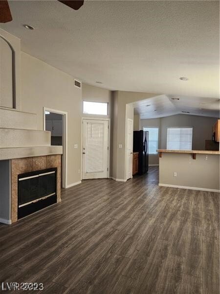 Building Photo - 1595 Raining Hills St