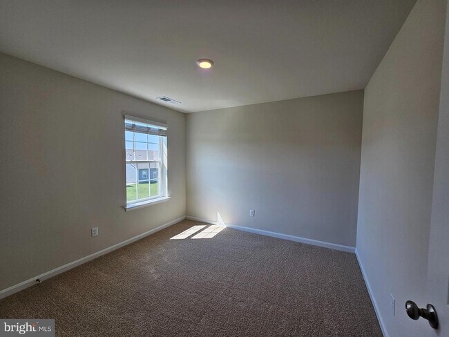 Building Photo - 178 Hamstead Dr