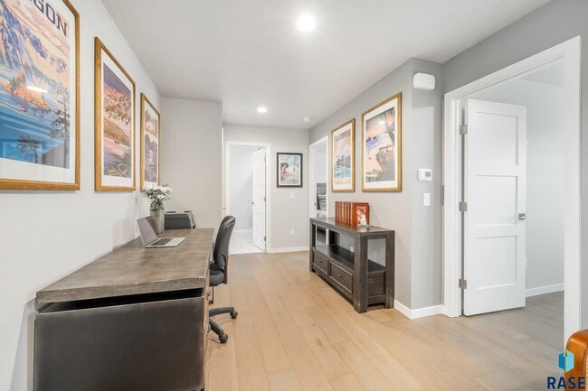 Building Photo - 7563 S Grand Arbor Pl