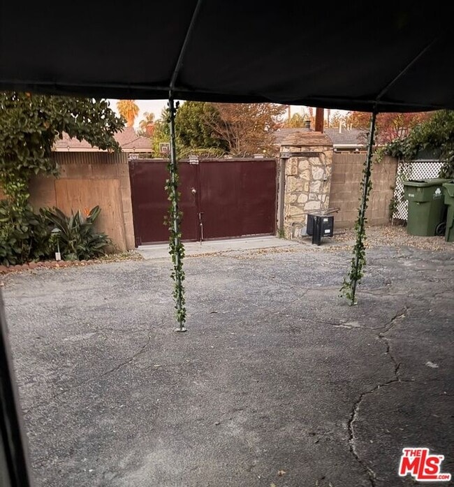 Building Photo - 5514 Calhoun Ave