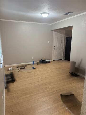 Building Photo - 404 Valentine Ln