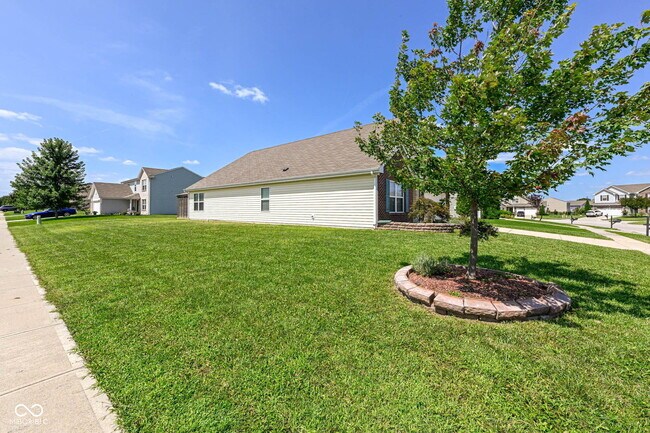 Building Photo - 4324 Big Leaf Ln