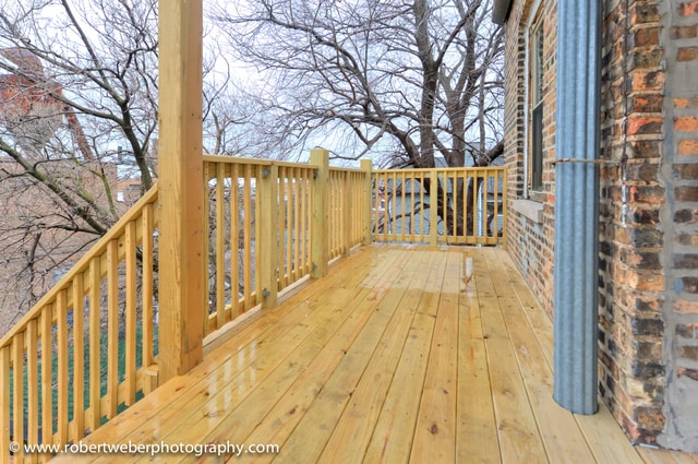 Building Photo - 2329 W Barry Ave