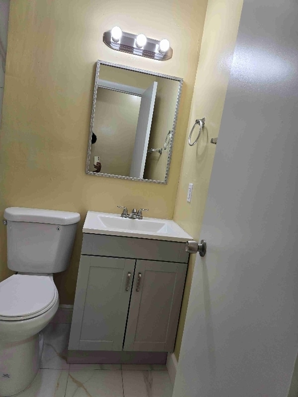 Building Photo - 716 SW 9th St