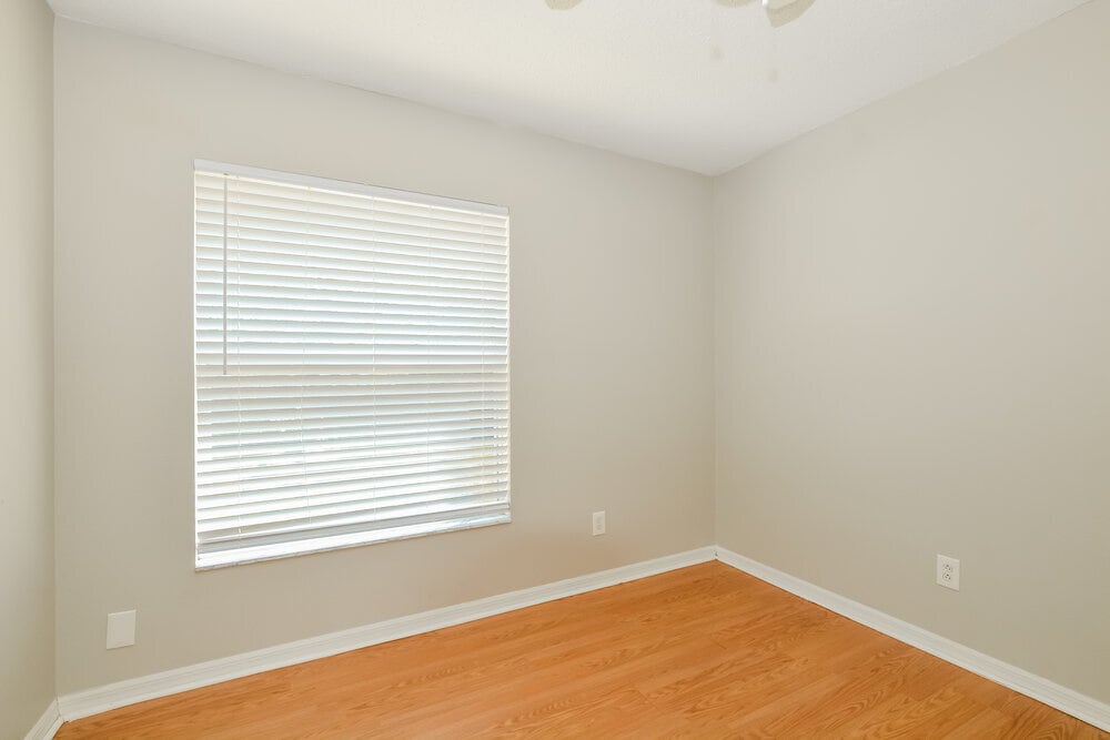 Building Photo - 12148 Woodglen Cir