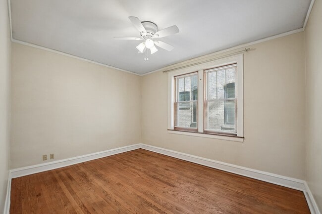 Building Photo - 3801 N Lawndale Ave