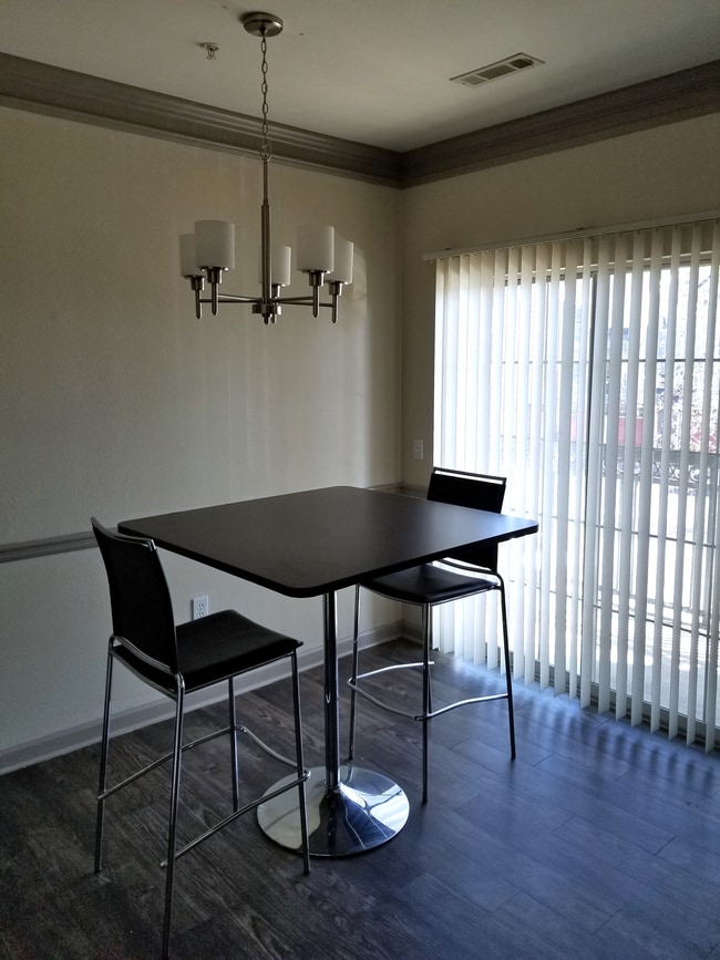 Dining Area - 1665 S Radisson Dr