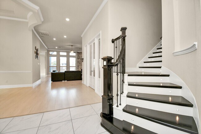 Building Photo - 16906 Dalgety Ct