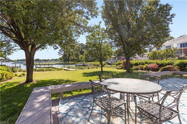 Building Photo - Beautiful Cape Cod in Larchmont