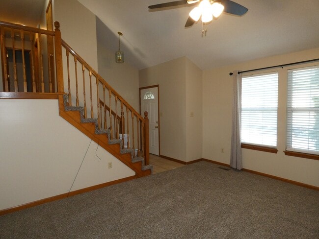 Building Photo - 405 Woodland Ave