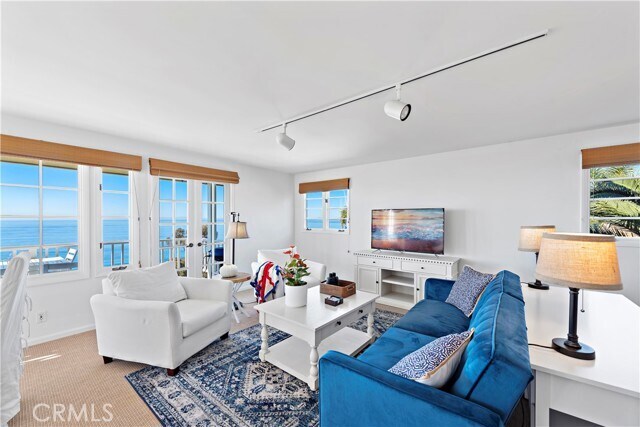 Building Photo - 2173 Crestview Dr