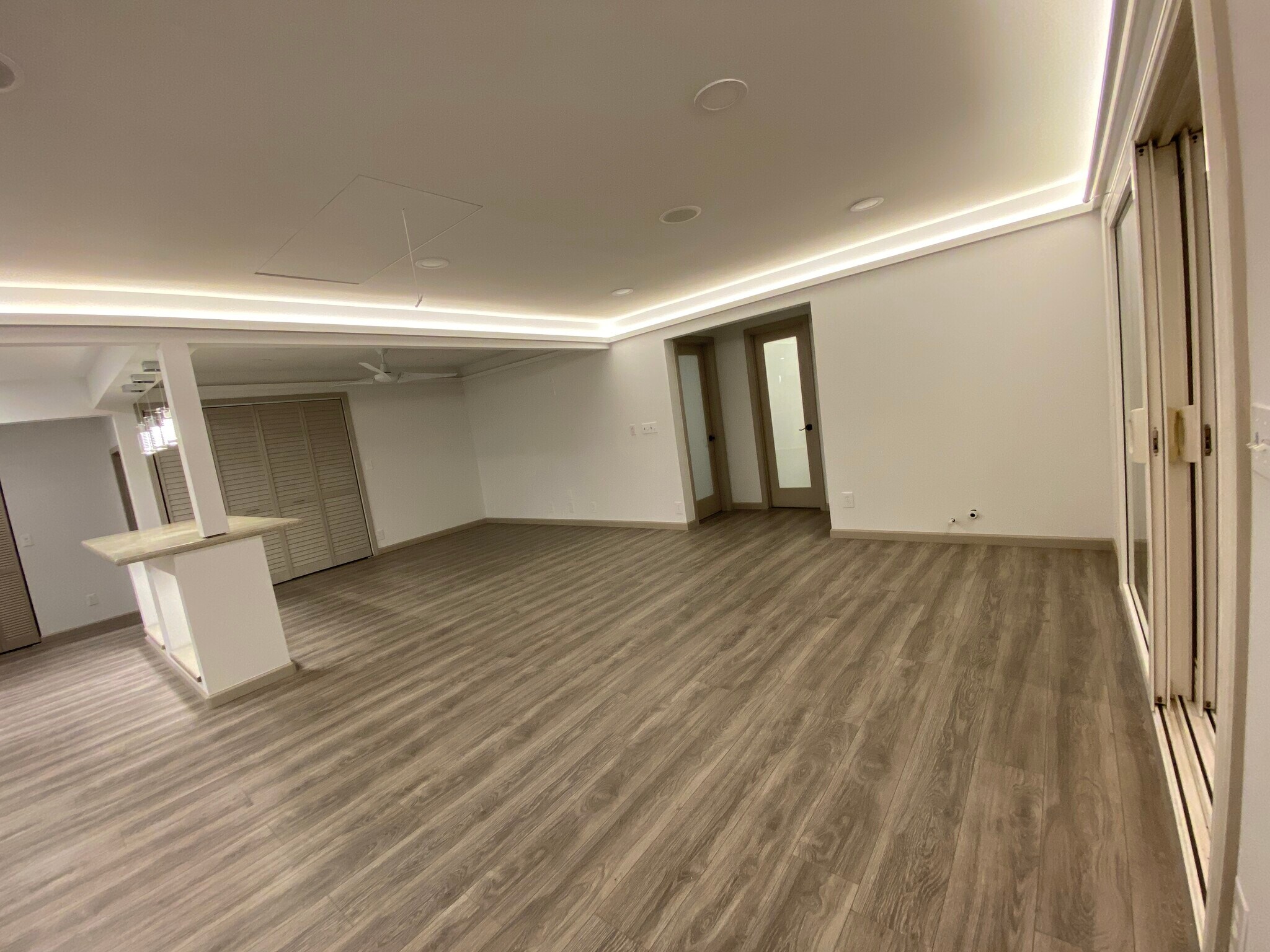 Dinning and Family area. - 3716 Claudine St