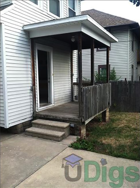 Building Photo - 2-Story House, 4Bed/2Bath, Garage, Washer/Dryer. Pet Friendly