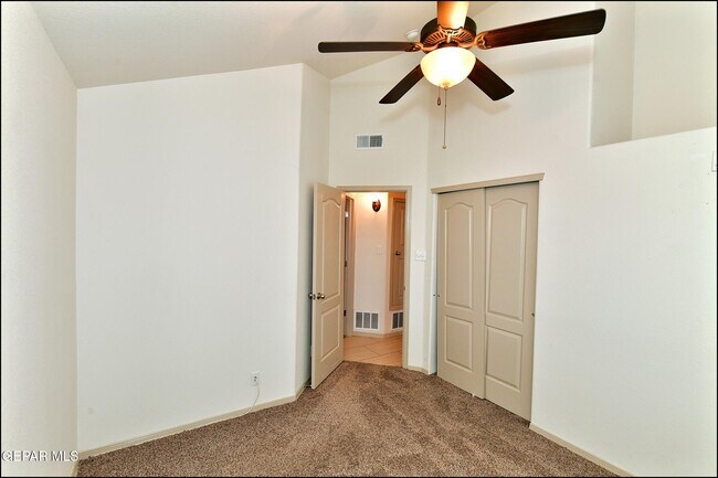 Building Photo - 5005 Moon Ranch Ln