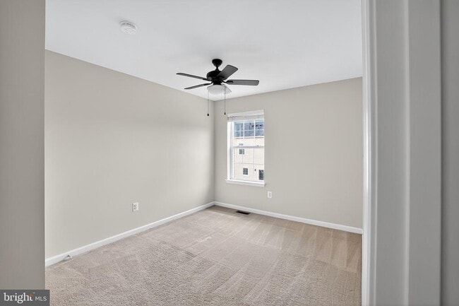Building Photo - 7049 Banbury Dr