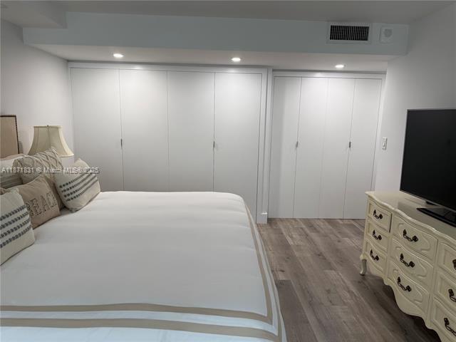 Building Photo - 1865 Brickell Ave