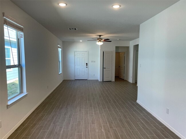 Building Photo - 25560 Northpark Palm Dr