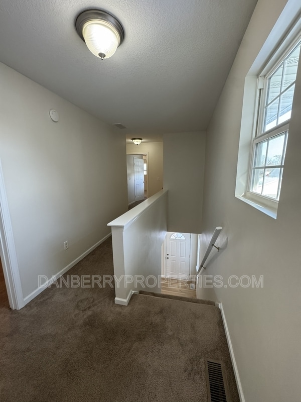 Building Photo - 214 Madison Ave