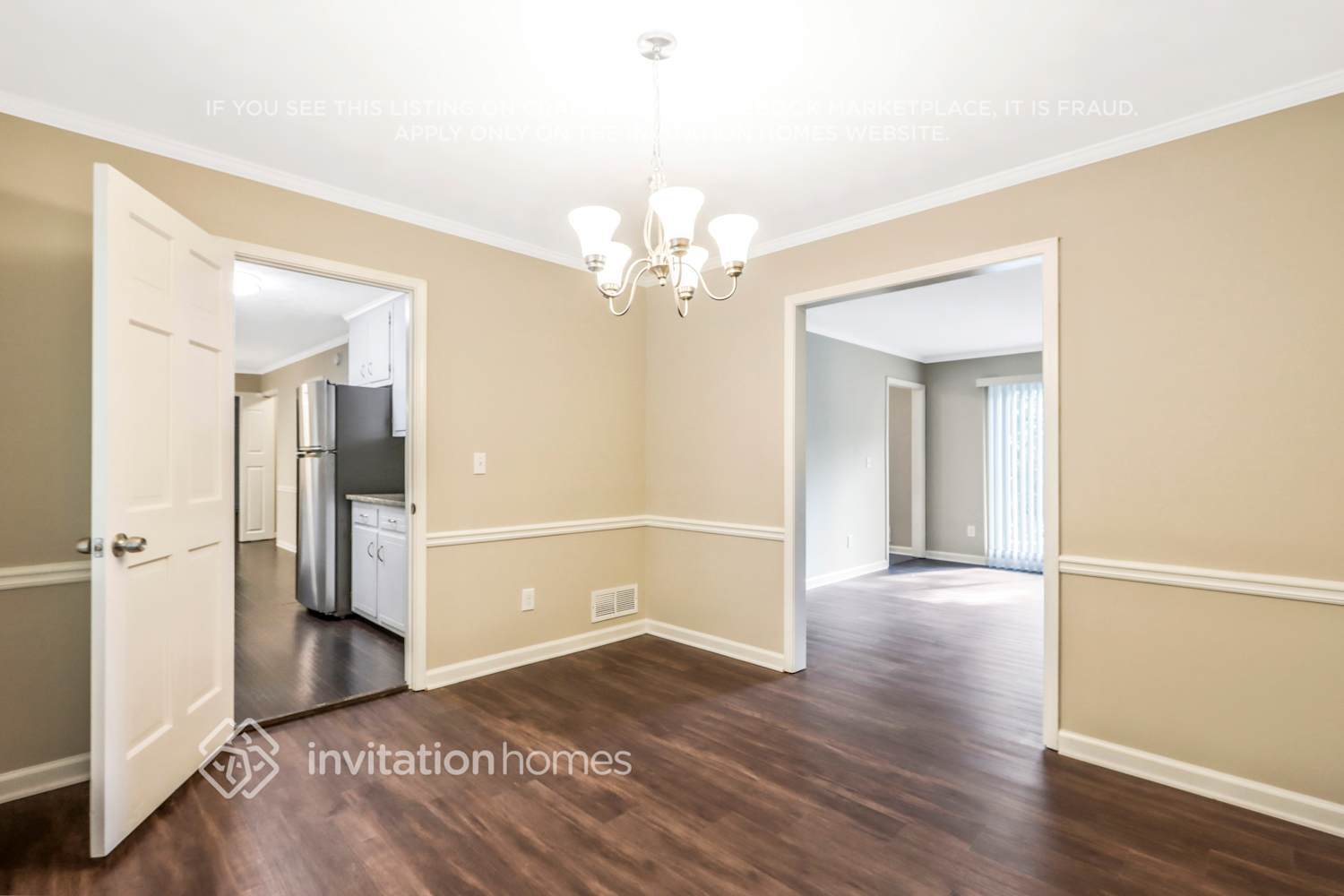 Building Photo - 677 Royal Abbey Dr