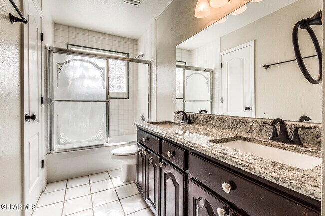 Building Photo - 6104 La Posta Dr