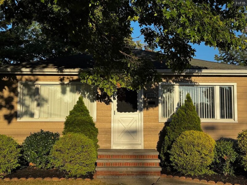 Building Photo - 5535 W 54th St