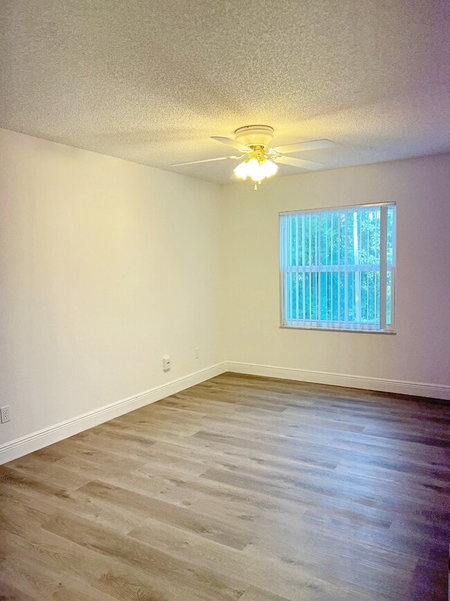 Building Photo - 2425 Barley Club Dr