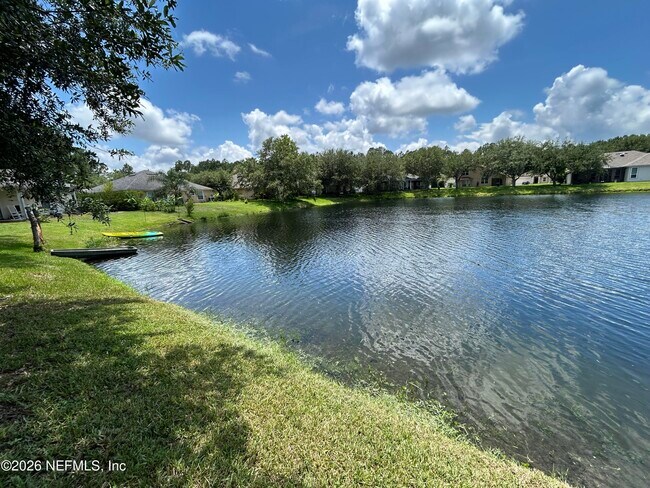 Building Photo - 13916 Fish Eagle Dr E