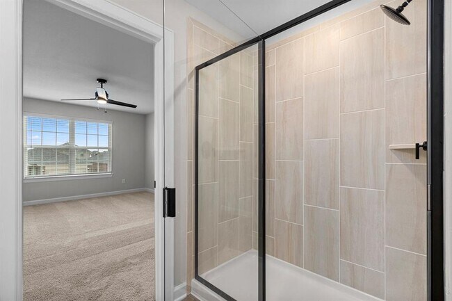 Building Photo - 1126 Whispering Winds Dr