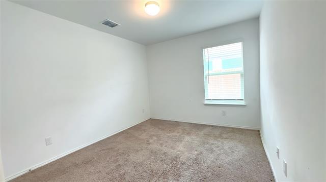 Building Photo - 2925 Meadowlands Dr