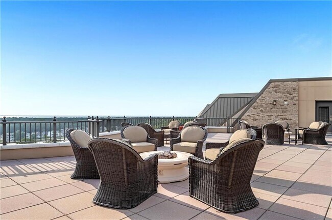 Building Photo - 18269 Colony Dr Dr
