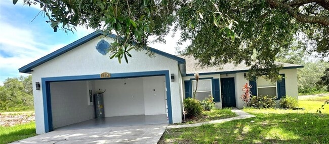 Primary Photo - 1944 Sawfish Dr