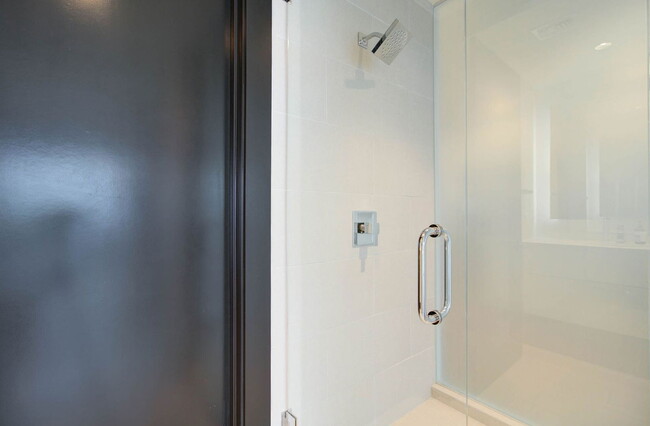 Building Photo - 4422 N 75th St