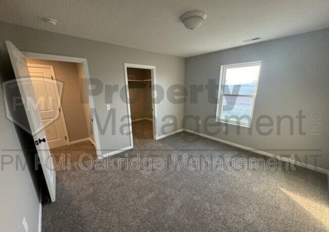 Building Photo - 241 Bruns Dr