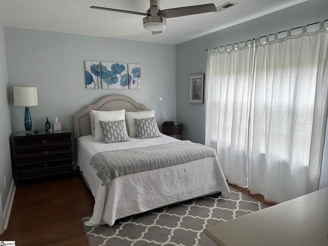 Building Photo - 103 Reedy River Way